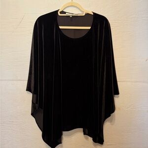 Jones Studio black velvet top